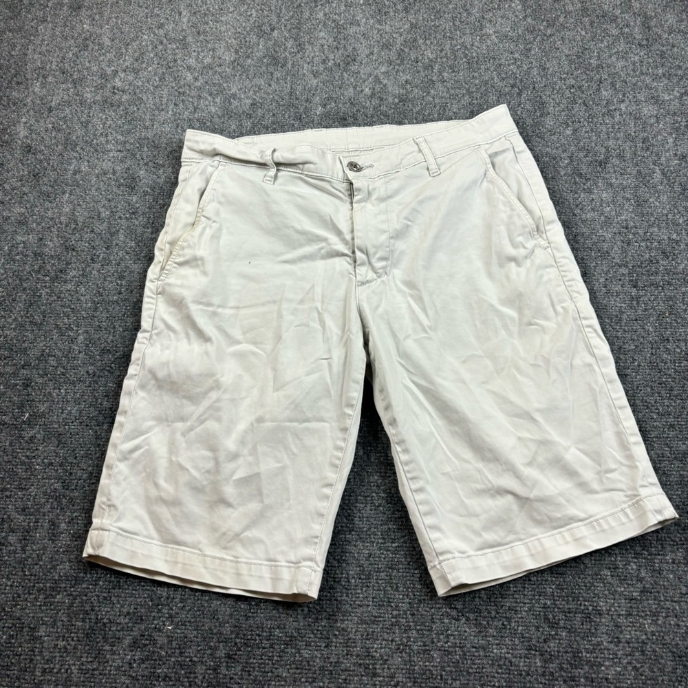 ADRIANO GOLDSCHMIED AG Men’s Khaki Flat front Shorts Size: 32R